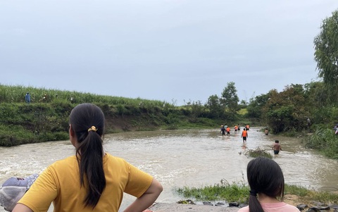 Một người tử vong do nước lũ cuốn trôi ở Gia Lai - Ảnh 1. Khu vực ngầm tràn làng Lợt (xã Kông Bờ La), nơi ông Đ.L. bị lũ cuốn - Ảnh: M.N.