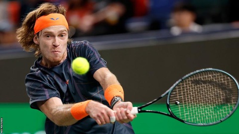 Điểm tin thể thao sáng 15-10: tỉ phú Qatar nghỉ mua Manchester United - Ảnh 3. Andrey Rublev sẽ góp mặt ở chung kết Shanghai Masters - Ảnh: Getty Images