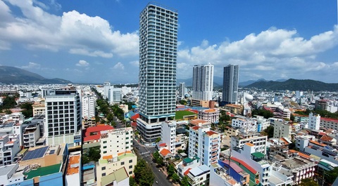 Nha Trang: Thêm dự án thứ 4 được bán nhà ở cho người nước ngoài - Ảnh 1. Khu vực trung tâm TP Nha Trang (Khánh Hòa) - Ảnh: PHAN SÔNG NGÂN