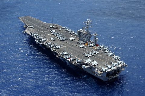 Tàu sân bay USS Dwight D. Eisenhower của Mỹ - Ảnh: AFP Tàu sân bay USS Dwight D. Eisenhower của Mỹ - Ảnh: AFP