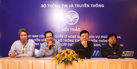 Truyền hình trả tiền trong nước giữa "sóng dữ" - Ảnh 1. Ông Trần Văn Úy, chủ tịch Hiệp hội Truyền hình trả tiền, phát biểu trong hội thảo - Ảnh: Hoàng Trang