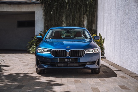 Ưu đãi giá bán hấp dẫn cho nhiều mẫu xe BMW trong tháng 10 - Ảnh 2. Ưu đãi lên đến 80 triệu đồng cho mẫu xe BMW 520i
