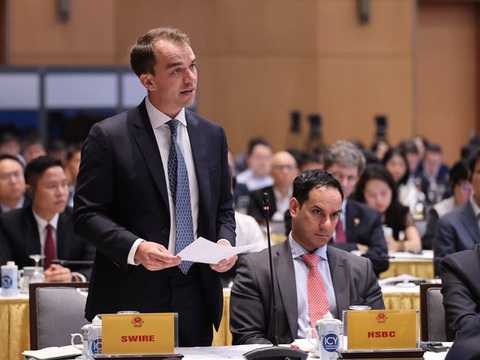 Thủ tướng gặp doanh nghiệp FDI: Nhà đầu tư Mỹ, châu Âu kiến nghị gì? - Ảnh 3. Ông Josh Williams, trưởng đại diện Tập đoàn Swire - Ảnh: VGP