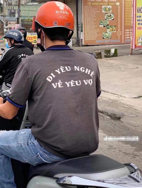 Ảnh vui 17-10: Sông có khúc, người có lúc nhé Nhi ơi! - Ảnh 6. Về nhà vợ lại hỏi: "Nghề là... con nào?!"