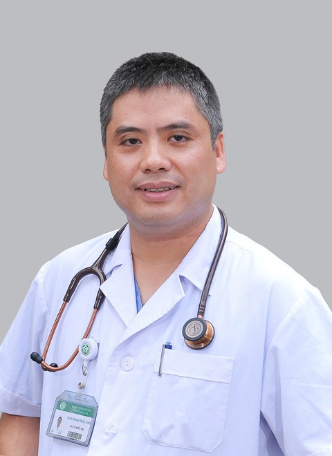 Chuyên gia chia sẻ bí quyết chăm sóc sức khỏe tim mạch - Ảnh 1. TS.BS Phạm Trần Linh nhấn mạnh nguyên nhân dẫn đến các bệnh lý tim mạch chủ yếu đến từ lối sống và chế độ dinh dưỡng. Ảnh: NVCC