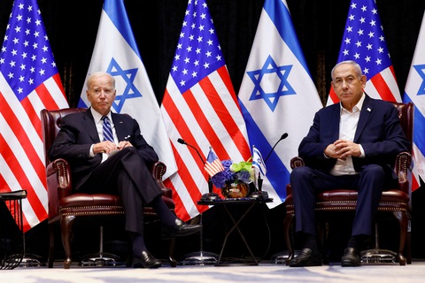 Tổng thống Mỹ Joe Biden gặp Thủ tướng Israel Benjamin Netanyahu tại Tel Aviv ngày 18-10 - Ảnh: REUTERS Tổng thống Mỹ Joe Biden gặp Thủ tướng Israel Benjamin Netanyahu tại Tel Aviv ngày 18-10 - Ảnh: REUTERS