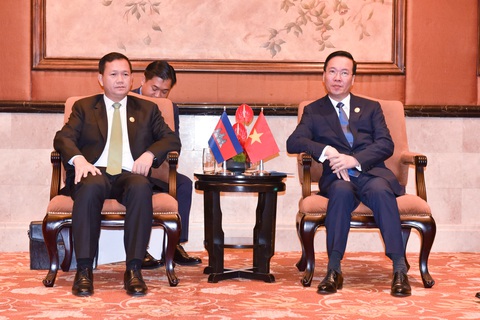 Chủ tịch nước Võ Văn Thưởng, Thủ tướng Campuchia Hun Manet lần đầu gặp trực tiếp - Ảnh 2. Thủ tướng Campuchia Hun Manet cảm ơn Việt Nam đã cấp học bổng cho sinh viên nước này sang học tập - Ảnh: TTXVN