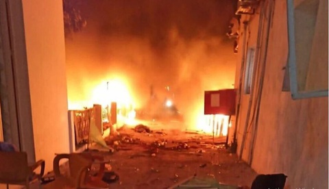 Vụ tấn công bệnh viện ở Gaza khiến 500 người chết, gây phẫn nộ khắp Trung Đông - Ảnh 1. Vụ nổ tại Bệnh viện Al-Ahli Arabi ở Gaza ngày 17-10 - Ảnh chụp màn hình The Times of Israel