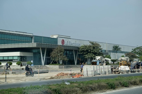 Để giữ chân ‘đại bàng’, nên tiếp tục ưu đãi tiền thuê đất - Ảnh 1. Nhà nước nên có chính sách ưu đãi như tiền thuê đất cho các tập đoàn - "đại bàng" đang đầu tư ở Việt Nam - Ảnh: NAM TRẦN