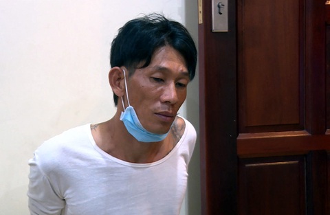 Đi tìm bạn gái, đâm chết người lạ vì nghĩ mình bị 'nhìn đểu' - Ảnh 1. Nghi can Nguyễn Thanh Hùng giết người vì nghĩ rằng mình bị nhìn đểu - Ảnh: THÀNH TRUNG