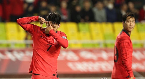 Son Heung Min giải thích tại sao Hàn Quốc thắng đậm tuyển Việt Nam - Ảnh 1. Son Heung Min trong trận Hàn Quốc thắng Việt Nam 6-0 - Ảnh: YONHAP