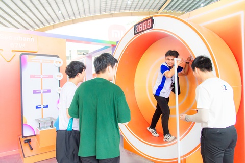 Sự kiện“Xiaomi Campus Tour 2023 - Sống Bật Chất” dành cho sinh viên trường đại học trên toàn quốc. Ảnh: Đ.H Sự kiện“Xiaomi Campus Tour 2023 - Sống Bật Chất” dành cho sinh viên trường đại học trên toàn quốc. Ảnh: Đ.H