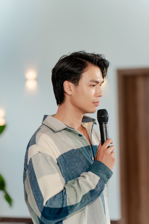 NSƯT Hữu Châu cùng NSND Lê Khanh quyết tâm truy tìm 'tiểu tam' - Ảnh 6. NSƯT Hữu Châu cùng NSND Lê Khanh quyết tâm truy tìm 'tiểu tam' - Ảnh 6.