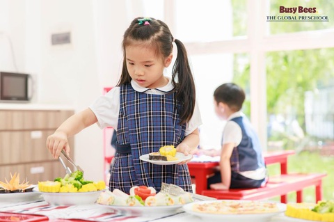 ‘Du học’ mầm non ngay tại Việt Nam - Ảnh 5. ‘Du học’ mầm non ngay tại Việt Nam - Ảnh 5.
