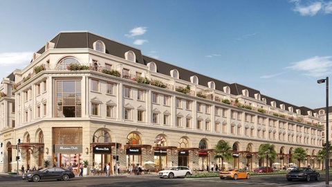 Shophouse mặt hồ tại Regal Legend Quảng Bình góp phần làm ‘nóng’ thị trường địa ốc? - Ảnh 1. Các căn shophouse mặt hồ trở thành một trong những kênh tích lũy tài sản, mang đến giá trị an cư, đầu tư, kinh doanh hấp dẫn