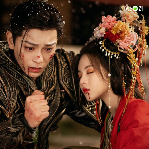 Top 5 “đám cưới thế kỷ” trên màn ảnh Hoa ngữ 2023 - Ảnh 4. Sơ Không (Đinh Vũ Hề) và nàng tiểu tiên Tường Vân (Dương Siêu Việt) phải trải qua sáu kiếp “sad ending” để đổi lại một kiếp “happy ending” vĩnh hằng