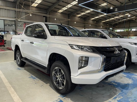 Mitsubishi Triton 4x4 MT đang được &quot;xả kho&quot; với giá thấp kỷ lục - Ảnh: Đại lý Mitsubishi/Facebook