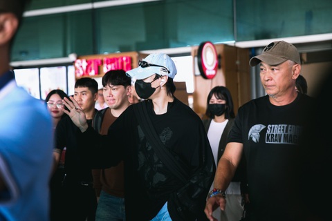BamBam (GOT7) chúc fan nữ nhân ngày 20-10 bằng tiếng Việt siêu mượt - Ảnh 3. BamBam (GOT7) chúc fan nữ nhân ngày 20-10 bằng tiếng Việt siêu mượt - Ảnh 3.
