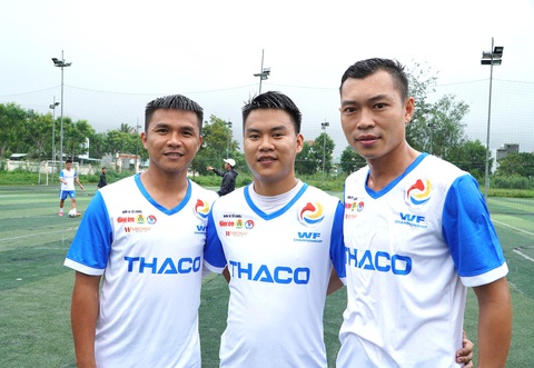 Giải vô địch bóng đá công nhân toàn quốc 2023: Háo hức trước thềm giải đấu - Ảnh 4. Các cầu thủ công nhân háo hức tranh tài tại Giải vô địch bóng đá công nhân toàn quốc khu vực Quảng Nam - Ảnh: LÊ TRUNG