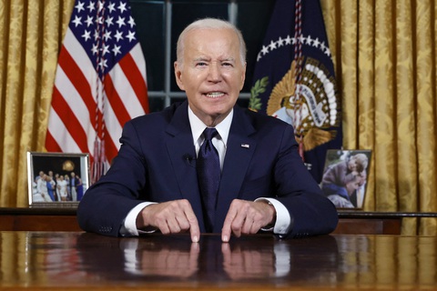 Tổng thống Mỹ Joe Biden phát biểu kêu gọi sự ủng hộ cho Ukraine và Israel tại Phòng Bầu dục hôm 19-10 - Ảnh: AFP Tổng thống Mỹ Joe Biden phát biểu kêu gọi sự ủng hộ cho Ukraine và Israel tại phòng Bầu dục hôm 19-10 - Ảnh: AFP