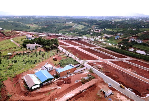 Một "dự án" phân lô xẻ nền ở huyện Bảo Lâm, tỉnh Lâm Đồng - Ảnh: M.V. Một "dự án" phân lô xẻ nền ở huyện Bảo Lâm, tỉnh Lâm Đồng - Ảnh: M.V.