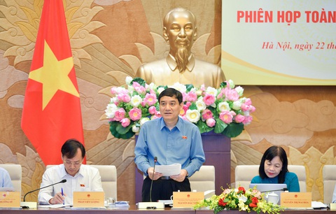 Thứ trưởng Bộ Văn hóa, Thể thao và Du lịch thông tin mới nhất về chấn hưng văn hóa - Ảnh 3. Chủ nhiệm Ủy ban Văn hóa, Giáo dục Nguyễn Đắc Vinh - Ảnh: NGHĨA ĐỨC