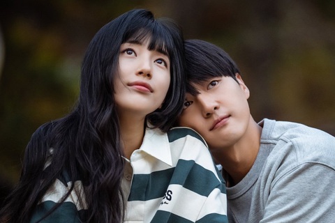 Suzy từ thần tượng hàng đầu bất ngờ giải nghệ trong ‘Doona’ - Ảnh 1. Doona đánh dấu sự trở lại diễn xuất của Suzy - Ảnh: Soompi