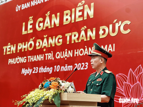 Gắn biến tên phố Thiếu tướng Đặng Trần Đức, 'người thầy' của tướng Nguyễn Chí Vịnh - Ảnh 2. Thiếu tướng Lê Vĩnh Thuộc - phó chính ủy Tổng cục II, Bộ Quốc phòng - Ảnh: PHẠM TUẤN