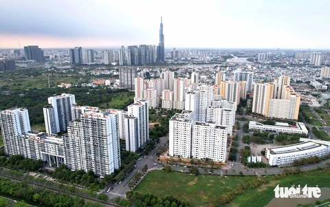 Giá chung cư tăng, có căn bán 200 triệu đồng/m² - Ảnh 1. Giá chung cư ở TP.HCM và Hà Nội đều tăng trong quý 3 vừa qua - Ảnh: NGỌC HIỂN