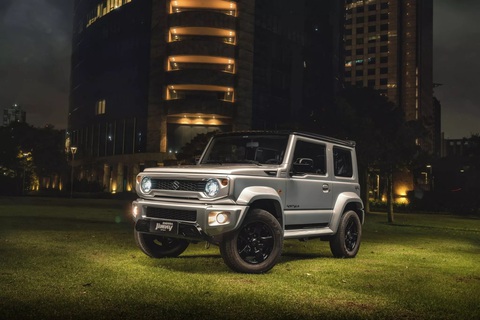 Suzuki bổ sung bản thể thao chính hãng cho Jimny - Ảnh 1. Suzuki Jimny 4Style là bản nâng cấp thiết kế xe ra mắt lần đầu tại Brazil - Ảnh: Suzuki