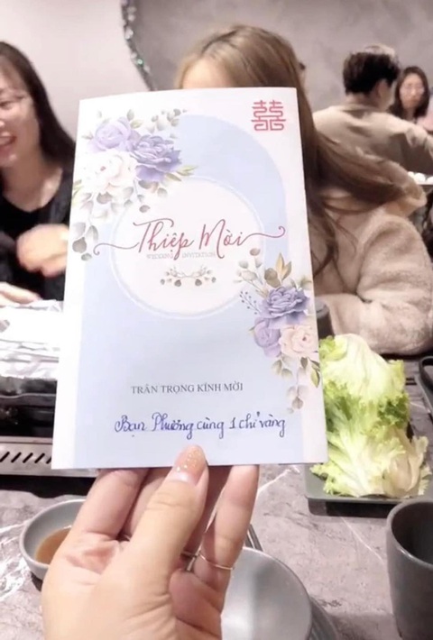 Ảnh vui 24-10: Ăn được miếng bánh mì mà thấy khô cổ họng - Ảnh 6. Đám cưới đứa bạn thân.