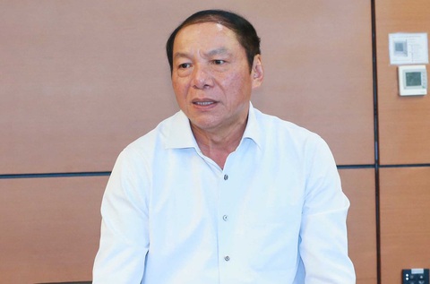 Bộ trưởng Nguyễn Văn Hùng: 350.000 tỉ đồng không phải lấy cho Bộ - Ảnh 1. Bộ trưởng Nguyễn Văn Hùng phát biểu tại tổ ngày 24-10 - Ảnh: GIA HÂN