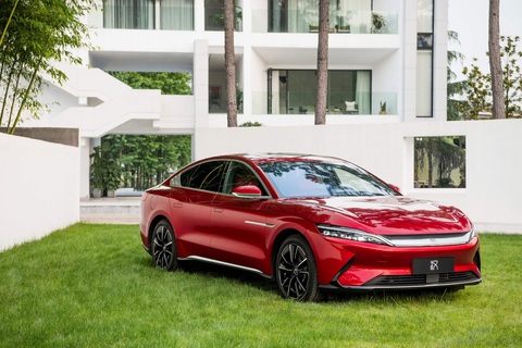 Porsche: Xe Trung Quốc gây áp lực buộc xe Đức phải liều lĩnh hơn về thiết kế - Ảnh 2. Các dòng xe Trung Quốc không bị áp lực phải duy trì một bộ khung thiết kế nhất định và do đó có thể được đổi mới, phóng tác dễ dàng - Ảnh: BYD