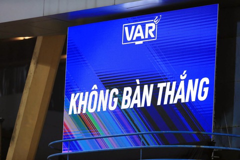 Kết quả VAR ở trận Công An Hà Nội - Quy Nhơn Bình Định - Ảnh: H.T. Kết quả VAR ở trận Công An Hà Nội - Quy Nhơn Bình Định - Ảnh: H.T.