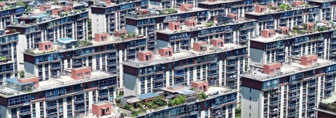 Evergrande và Country Garden loay hoay với đống nợ, bất động sản Trung Quốc khủng hoảng - Ảnh 1. Hàng ngàn ngôi nhà chưa hoàn thiện và hàng loạt khoản nợ chưa trả cho thấy sự hỗn loạn giữa các nhà phát triển bất động sản Trung Quốc - Ảnh: FINANCIAL TIMES