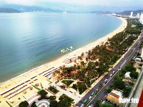 Khu vực bãi biển Nha Trang được phê duyệt phải thiết lập hành lang bảo vệ bờ biển để đảm bảo quyền tiếp cận với biển của dân - Ảnh: PHAN SÔNG NGÂN Khu vực bãi biển Nha Trang được phê duyệt phải thiết lập hành lang bảo vệ bờ biển để đảm bảo quyền tiếp cận với biển của dân - Ảnh: PHAN SÔNG NGÂN