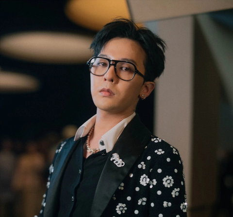 G-Dragon bị khởi tố không giam giữ vì sử dụng ma túy - Ảnh 1. G-Dragon đã có nhiều năm hoạt động nghệ thuật với tư cách thủ lĩnh Big Bang và được coi là “linh hồn” của YG Entertainment - Ảnh: News1