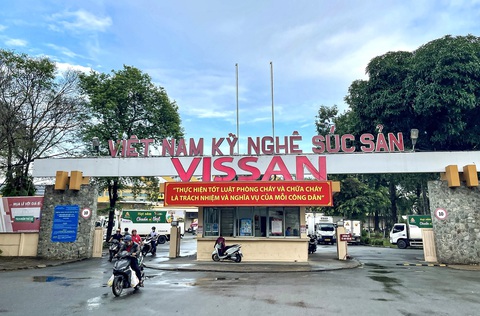 Thu hồi nhà đất công ty VISSAN, giữ lại Bưu điện TP.HCM - Ảnh 1. Tháng 9-2019, UBND TP.HCM đã có quyết định thu hồi nhà đất 420 Nơ Trang Long do Công ty Vissan sử dụng - Ảnh: CHÂU TUẤN