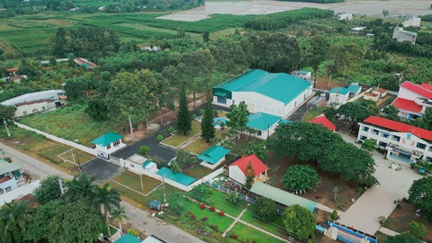 Khánh thành nhà máy và ra mắt sản phẩm nước khoáng Dakai tại Bình Thuận - Ảnh 2. Tổng quan nhà máy nước khoáng Đakai tại xã Đa Kai, huyện Đức Linh, tỉnh Bình Thuận