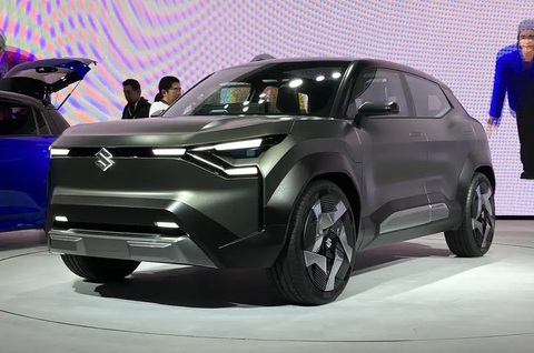 Suzuki eVX: SUV điện ngang cỡ Vitara xuất hiện tại JMS 2023 - Ảnh 1. Không phải là xe hoàn toàn mới nhưng Suzuki eVX vẫn rất được quan tâm tại Japan Mobility Show 2023 - Ảnh: Autocar