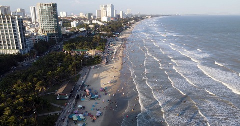 Hấp dẫn với tuần lễ du lịch Bà Rịa - Vũng Tàu - Ảnh 4. Bãi Sau, TP Vũng Tàu - nơi diễn ra nhiều sự kiện của Tuần lễ du lịch Bà Rịa - Vũng Tàu 2023 - Ảnh: Đ.H