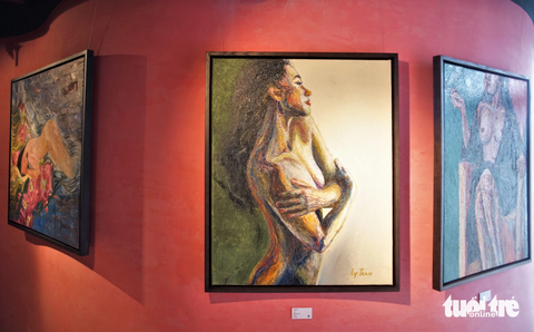 Nhóm 10 họa sĩ bày tranh nude tại TP.HCM - Ảnh 7. Các tác phẩm của họa sĩ Ly Tran