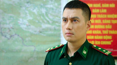 Vui buồn một nỗi "chết vai" - Ảnh 1. Việt Anh trong phim Cuộc chiến không giới tuyến nét diễn giống công tử trong Chạy án - Ảnh ĐPCC