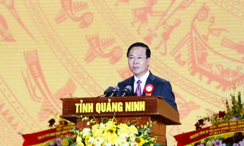 Chủ tịch nước: Quảng Ninh mang một tầm vóc, sức sống mới - Ảnh 1. Chủ tịch nước Võ Văn Thưởng đánh giá cao chặng đường 60 năm xây dựng và phát triển, Quảng Ninh ngày nay đang mang một sức sống mới, tầm vóc mới - Ảnh: Đ.PHƯƠNG