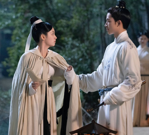 Siêu phẩm cổ trang của Châu Dã bị “đặt lên bàn cân” với Trường tương tư - Ảnh 3. “Phản ứng hóa học” giữa Châu Dã và ba nhân vật nam chính nhận được nhiều lời khen của người hâm mộ.