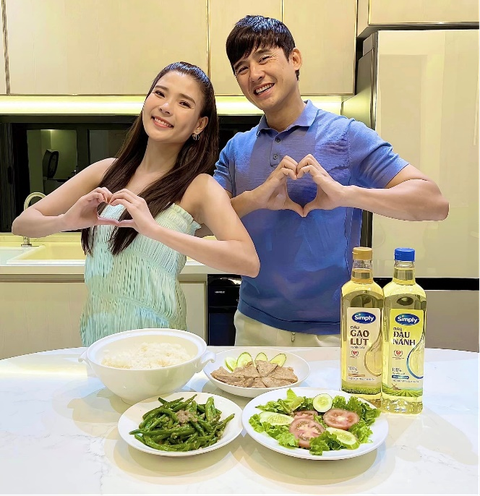 Bắt đầu quan tâm bằng 'cả trái tim' - Ảnh 3. Với Thúy Diễm, yêu thương trái tim chính là cách chăm sóc hoàn hảo cho bản thân và gia đình