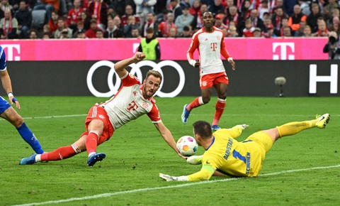 Điểm tin thể thao sáng 29-10: Harry Kane được đề cử Puskas với 'bàn thắng giữa sân', Ronaldo bị chê - Ảnh 1. Harry Kane đã lập hat-trick vào lưới Darmstadt - Ảnh: Reuters