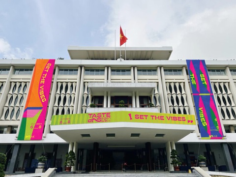 Lễ hội được tổ chức tại nơi có kiến trúc mang tính biểu tượng của Sài Gòn. Lễ hội được tổ chức tại nơi có kiến trúc mang tính biểu tượng của Sài Gòn