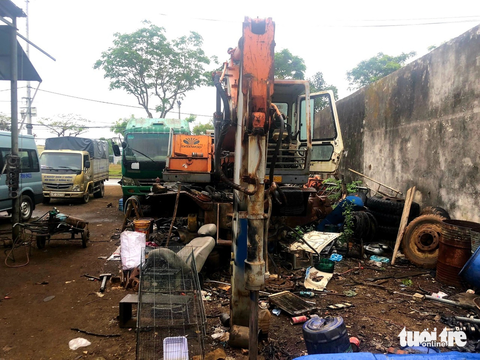 Phường giữ xe trái luật của doanh nghiệp, ai trả tiền bồi thường? - Ảnh 1. Hiện trạng của xe - Ảnh: Đ.C.