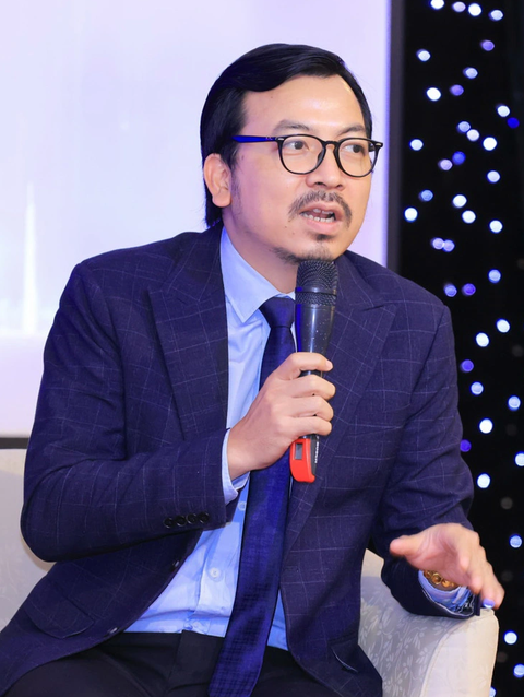 ‘Giáo sư Xoay’ Đinh Tiến Dũng làm MC Cơ hội cho ai? ‘Giáo sư Xoay’ Đinh Tiến Dũng làm MC Cơ hội cho ai? - Ảnh: BTC